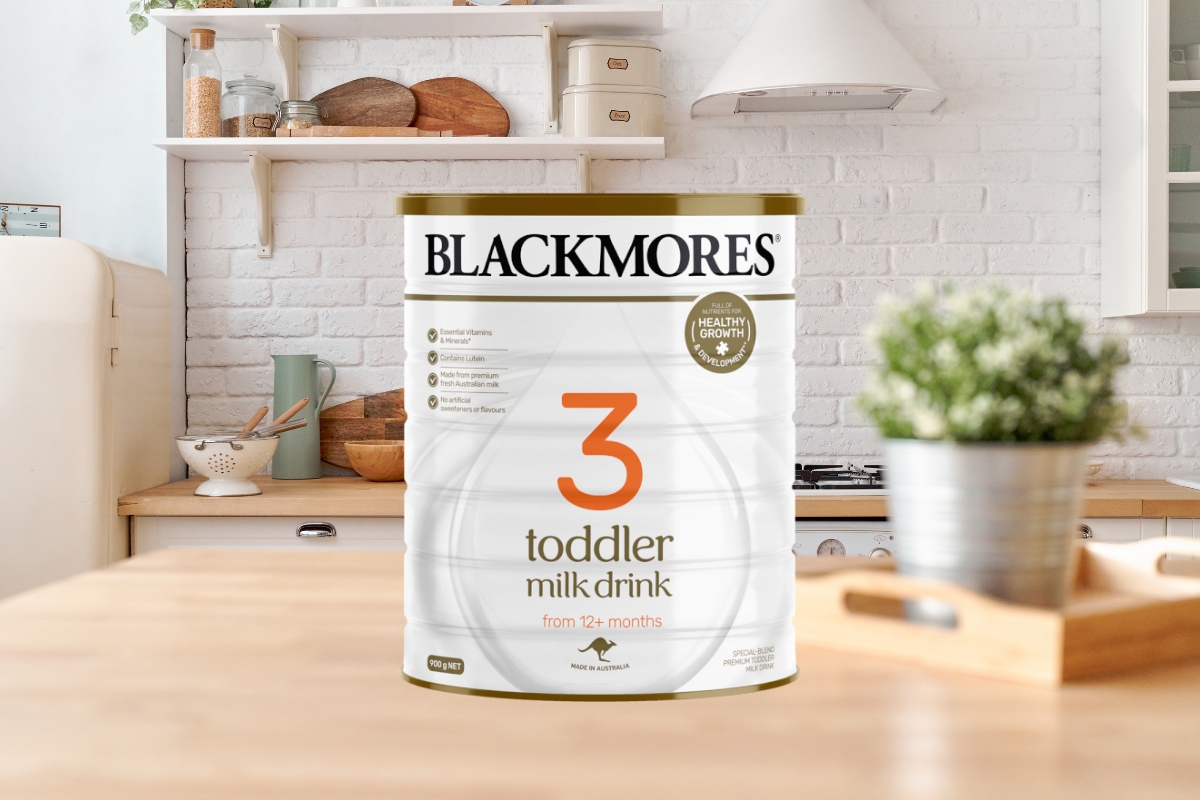 Sữa bột Blackmores Toddler Milk Drink số 3 bổ sung canxi và nhiều dưỡng chất khác cho bé 
