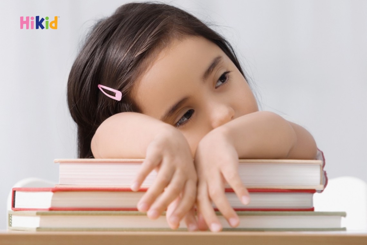 Áp lực tâm lý có thể ảnh hưởng tiêu cực đến chiều cao của trẻ