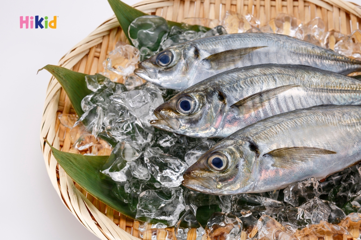 Trong 100g cá thu chứa 1010 IU vitamin D