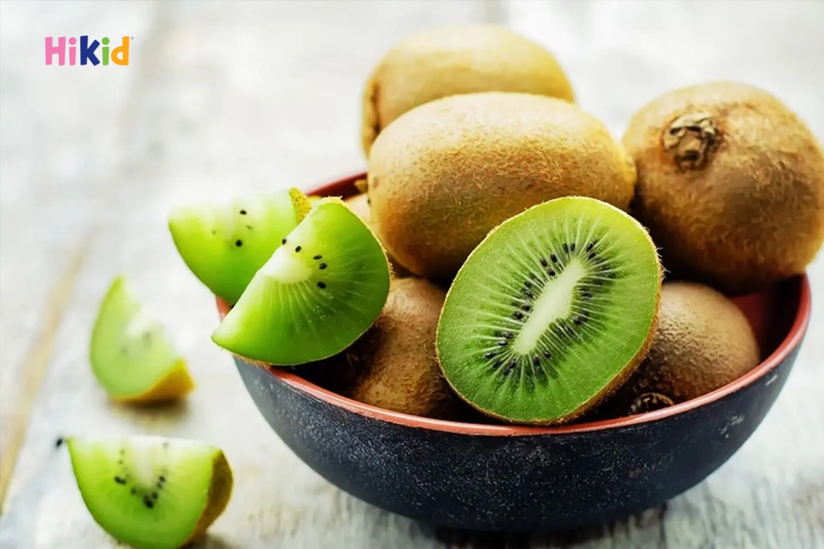 Kiwi cung cấp nhiều dưỡng chất quan trọng, hỗ trợ phát triển trí tuệ 