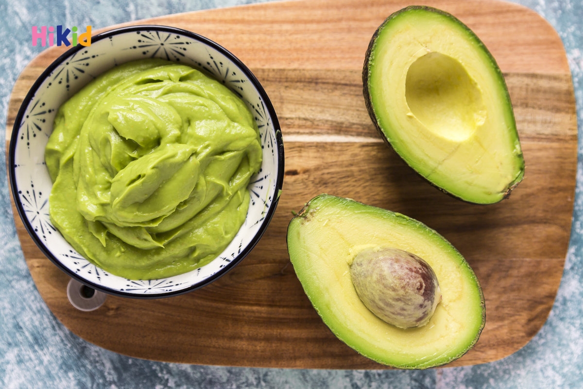 Ăn bơ có thể hỗ trợ phát triển trí não cho bé